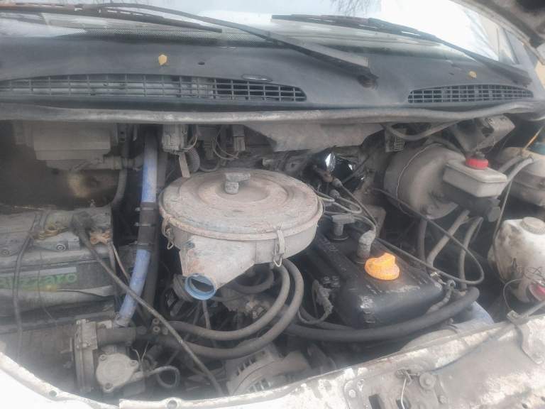 Продам газ 3302  2005г. В. Газ пропан. Возможна аренда с правом выкупа и гарантированной работой на данное авто. Машина на ходу, сел и начал работать. Резина новая. Все вопросы по телефону +7949 377-50-19 екатерина - фотография - 4