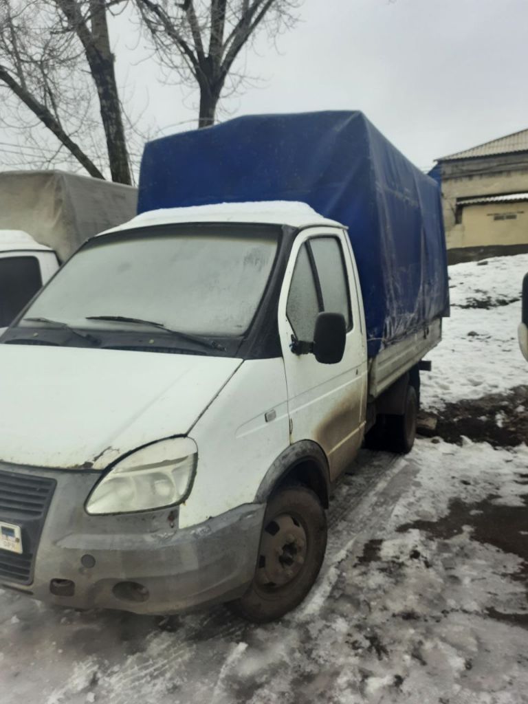 Продам газ 3302  2005г. В. Газ пропан. Возможна аренда с правом выкупа и гарантированной работой на данное авто. Машина на ходу, сел и начал работать. Резина новая. Все вопросы по телефону +7949 377-50-19 екатерина - фотография - 2