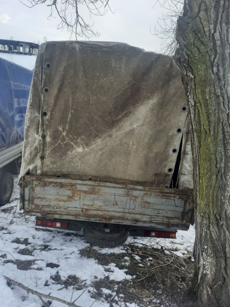 Продам газ 33021 спг  2003г. В. Газ метан. Возможна аренда с правом выкупа и гарантированной работой на данное авто. Машина на ходу, сел и начал работать. Резина новая. Все вопросы по телефону +7949 377-50-19 екатерина - фотография - 3