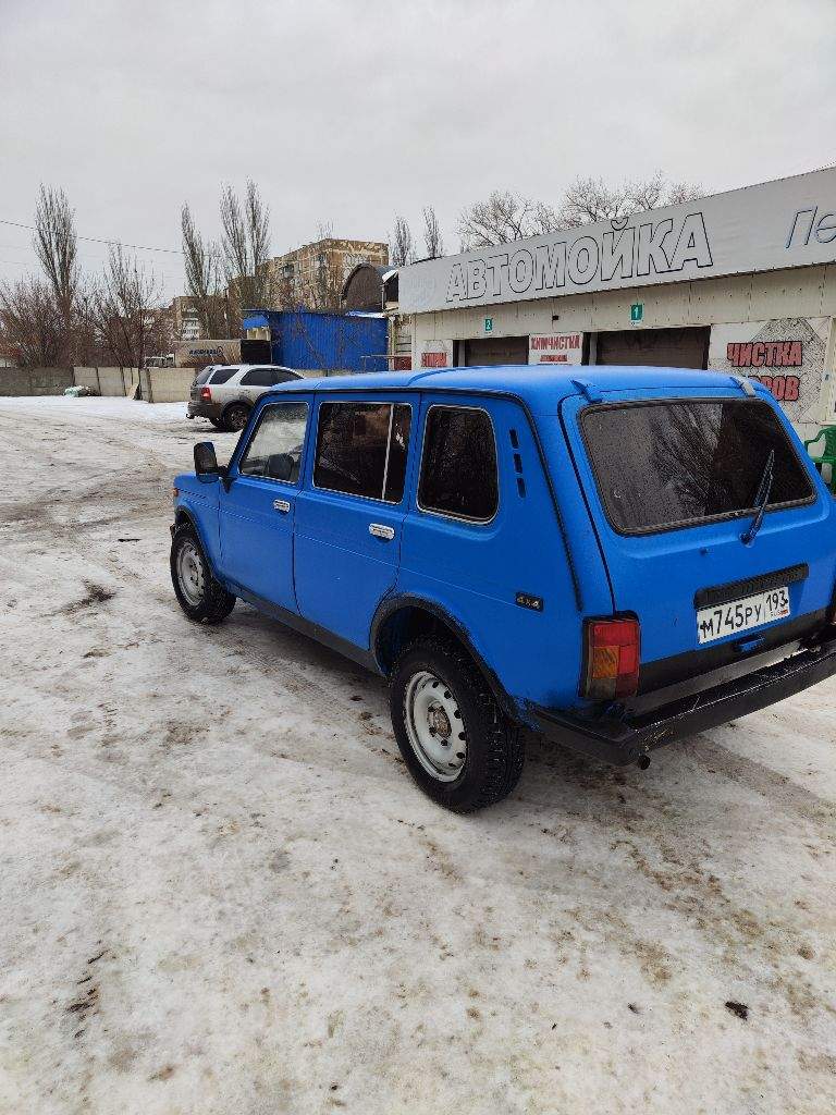 Продам ниву, в хорошем состоянии 2002 года, на ходу, кузов на отлично, коробка на 4, двигатель на 4, электрика на 4.
Задневедущая, передний сняли так как бы расход и ненужен, кто желает может поставить, цена 230000. Небольшой торг!
Машина как на фото, тупые вопросы не задавать !
Владельцев по птс 2
Донецк!
+79496235658 - фотография - 2