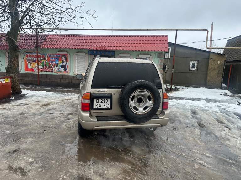 Проходимый надежный авто …все вопросы по телефону 79495625341 весь в родной краске 2001 г цена 750 срочно - фотография - 6