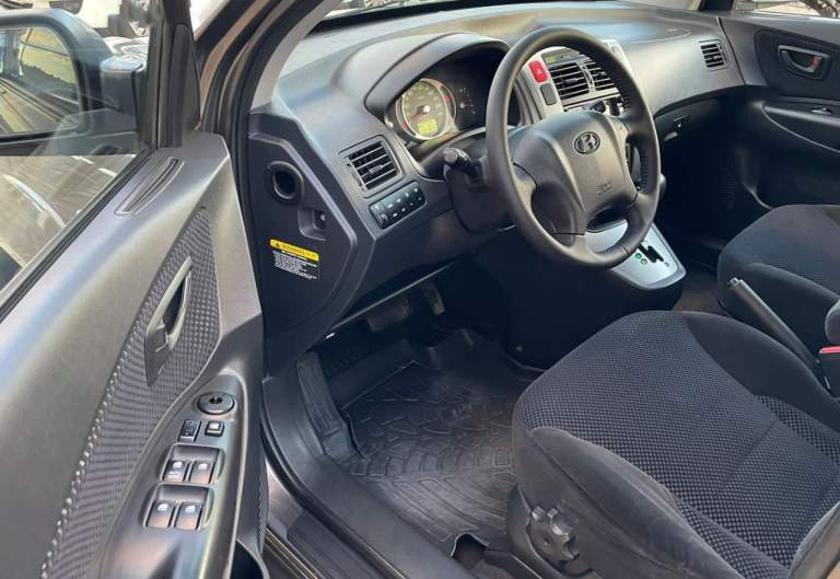 Продам hyundai tucson 2009 г. Акпп дизель, полный привод. Пробег 209 т. Заводится в любой мороз. Масло не берет. Коробка без пинков, климат контроль, подогрев сидений, сиглализация, ходовая полностью рабочая, велась тетрадь тех обслуживания с 2018 г, два комплекта ключей, два комплекта резины. Цена 1.020. +79591708554 собственник красный луч. - фотография - 24