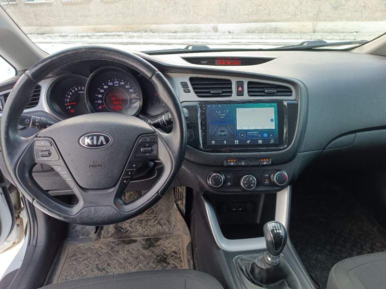 Продам kia ceed!
2013Г.
Мкпп: 6ст.
Пробег: 135.000 (подтвержден 100%).
Птс оригинал!
Не бита!
Все стекла родные!
В эксплуатации с февраля 2014 г.
Полный комплект ключей.
Два комплекта резины!
Вложений не требует!
Любые проверки за ваш счёт приветствуются!
Хороший торг реальному покупателю у капота!
Автотека свежая на руках.
Телефон: +79494122563
Цена: 1.250.000 т. Р. - фотография - 6