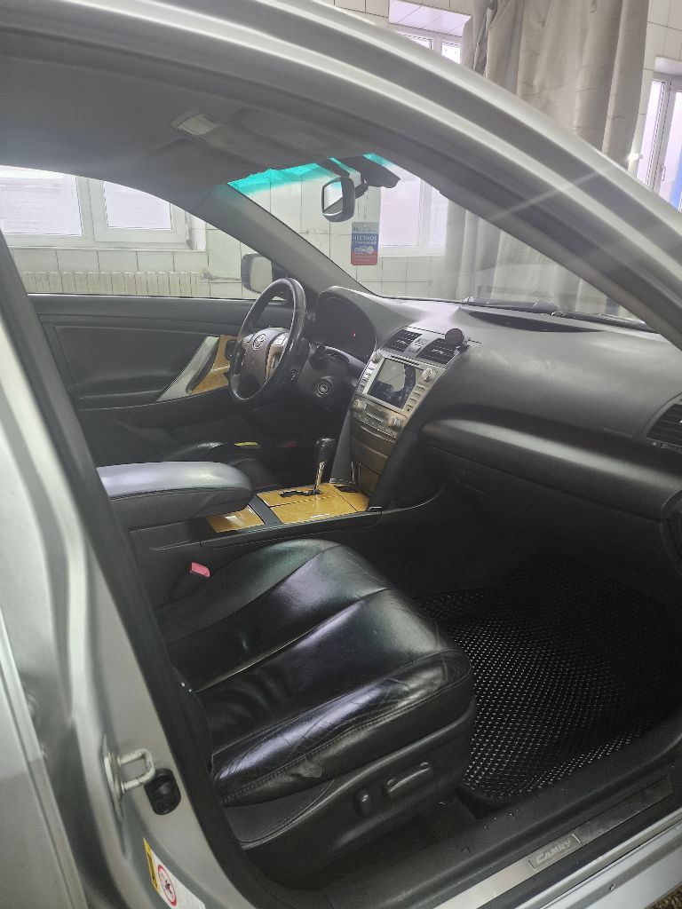 В продаже тойота камри 40 2007 г. В. , двигатель 2.4, акпп для этого двигателя максимальная комплектация, второй владелец 3 ключа пробег 362 400 км есть вся история эксплуатации автомобиля, установлено гбо, цена 1 290 000 торг у машины, все остальные вопросы по телефону +7 949 333 60 98, звонить с 9 до 21 - фотография - 5