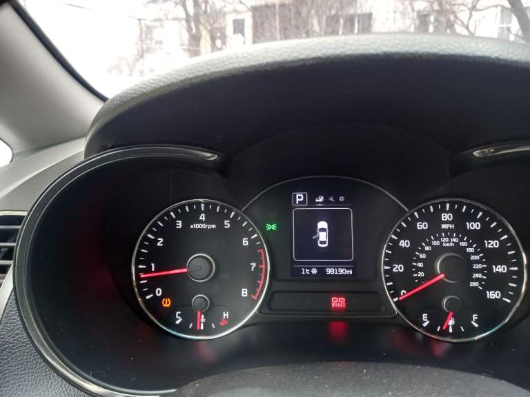 🚗 Forte
Год: 2016
Тип кпп: автоматическая
Пробег: 160тыс
Дополнительная информация : продам автомобиль kia forte 2016 г. Двигатель 2 л ; автомат, пробег:160тыс автомобиль в отличном состоянии, полностью обслужен. Все масла, фильтра заменены, в ближайшее время не требуется, ходовая, двигатель в идеале. Салон(ткань) в отличном состоянии, не прокуренный, не затертый. В чехлах. Хорошая комплектация : круиз контроль, 4 стекла подъемника, аbs, esp, магнитола (android), установлено гбо -4 (метан) 21 куб. Новая летняя резина по кузову все нюансы на фото. В комплекте бампер передний, покупал для себя, для замены
Цена: 1300000 руб
📲 Tg: артём
📞🇷🇺Звоните: +79493530771 - фотография - 7