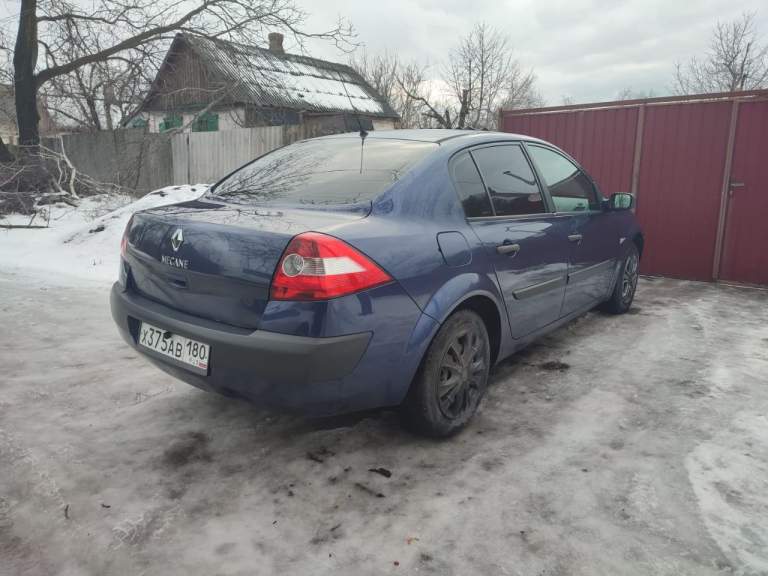 Продам рено меган 2, 2004 г. В. Пробег 209 тысяч км. Двигатель бензин "к4м" 1.6 16 клапанный, масло от замены до замены. Механическая коробка передач. Стекла родные. В 2021 году пригнана с литвы. (хороший торг) 7(949) 303-79-21 - фотография - 13