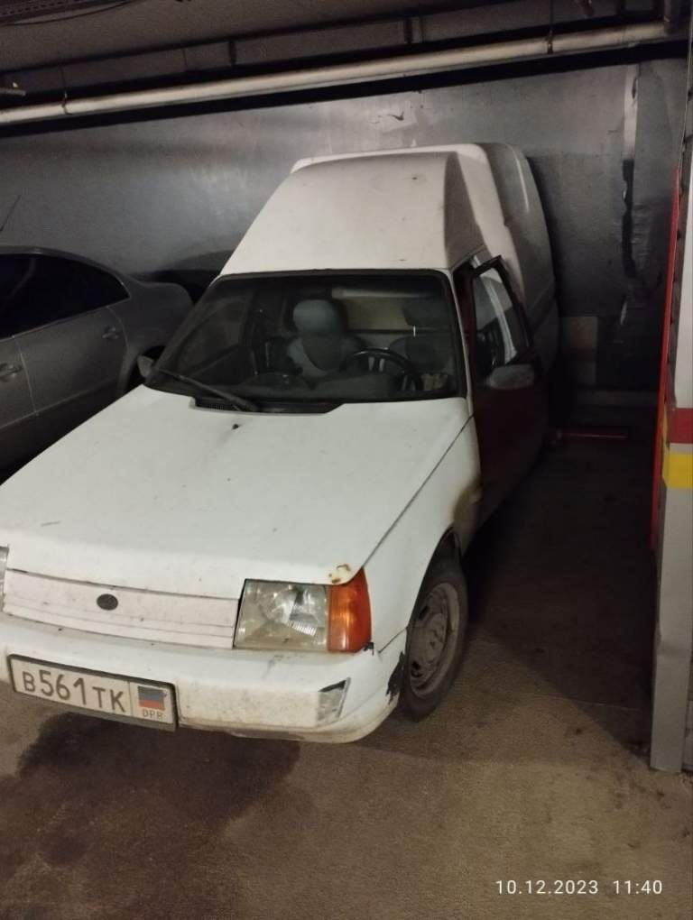Продам заз 1105 пикап 1300см3. 2009г. В. Пробег 235000
По ходовой части: вся ходовка новая, передние амортизаторы (вкладыш) кояба, задние амортизаторы агат, передние тормозные диски новые, задние тормозные барабаны новые, колодки передние/задние заменены дамфи(оригинал).
Двигатель: после капремонта прошел 35000 км, высоковольтные провода новые, свечи замены не требуют, воздушный фильтр ланос, масло xado полусинтетика (на xado проходила обкатка и постоянно заливалось).
Коробка: в хорошем состоянии ремонта не требуется, масло трансмисионное италия + шприц ревитализант xado. Коробка оборотистая, заменены шестерни 3 и 5 передач + синхронизаторы.
Топливо: бензин/газ (в техпаспорт газовая установка внесена), редуктор камасета (после капремонта), фильтр заменен, бак 50 литров турция.
Кузов: заменены двери кабины на новые в отличном состоянии (старые сгнили), по кузову требуются сварочные работы (днище и задние колесные арки).
+79493065585 - фотография - 8