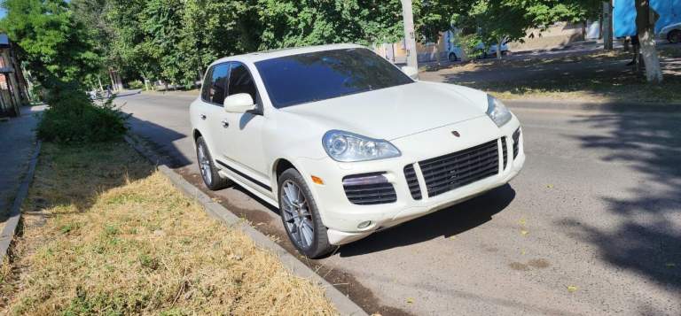 Продаю живой porsche cayenne gts 957, в идеальнейшем техническом и эстетическом состоянии, пробег 162000 родной 100%, эндоскоп вышлю по запросу( сделал 01.02.2024), ни малейшего намека на задиры обмен интересен. Кузов весь в родной краске, местами защищён в пленку, керамика сделана 03.02.2024, салон и идеальнейшем состоянии, тоже защищён составом. Пневма обслужена. В общем полностью в исправном состоянии, и прекрасно выглядит. Обмен интересен 89260771515 - фотография - 1