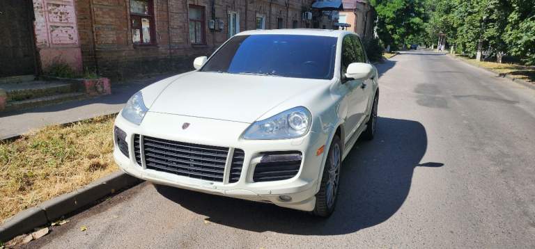 Продаю живой porsche cayenne gts 957, в идеальнейшем техническом и эстетическом состоянии, пробег 162000 родной 100%, эндоскоп вышлю по запросу( сделал 01.02.2024), ни малейшего намека на задиры обмен интересен. Кузов весь в родной краске, местами защищён в пленку, керамика сделана 03.02.2024, салон и идеальнейшем состоянии, тоже защищён составом. Пневма обслужена. В общем полностью в исправном состоянии, и прекрасно выглядит. Обмен интересен 89260771515 - фотография - 7