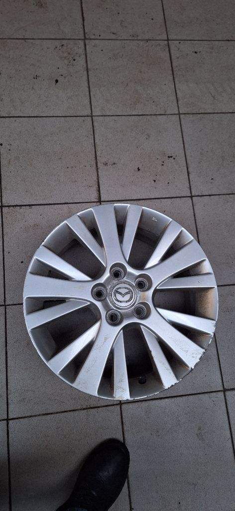 Продам оригинальные диски мазда. R17 5-114.3.похдходят на мазда 3,6 и многие модели хонда.19000 р. +79493452335 - фотография - 1