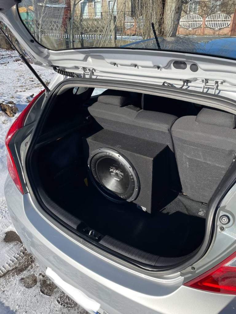 Продаю: hyundai solaris в ухоженном состоянии, всегда обслуживался вовремя. Ни разу не участвовал в дтп, 1 владелец
Мотор работает идеально, тихо, коробка работает идеально, кузов в прекрасном состоянии, без коррозии, сколов и притертостей. В прошлом месяце поменяны тормозные колодки, масло. Машину нужно видеть в живую, выглядит очень шикарно! Ничего делать не нужно, повторюсь все в идеале, все обслужено.
По всем вопросам готов ответить по телефону.
Hyundai solaris
Пробег: 168т. Км.
Год выпуска: 2011
Двигатель:1.4
Коробка передач: автомат
Цена:979990 т. Р
Торг будет
+79494280735
Осмотр донецк. - фотография - 5