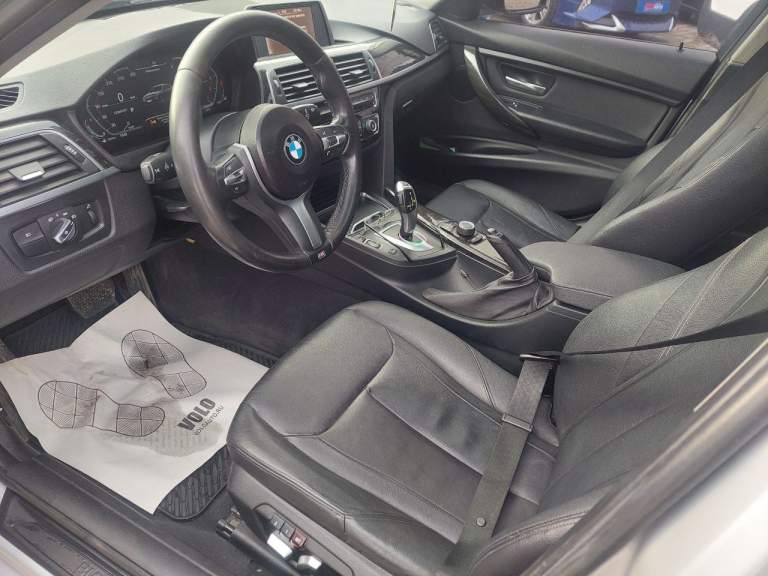 Продам bmw 320i двигатель бензиновый 2.0 твин турбо пробег 152 тыс. Авто в идеальном состоянии, любые проверки на любом сто. Цена 2.500 000 ₽ торг у капота возможен обмен - фотография - 6