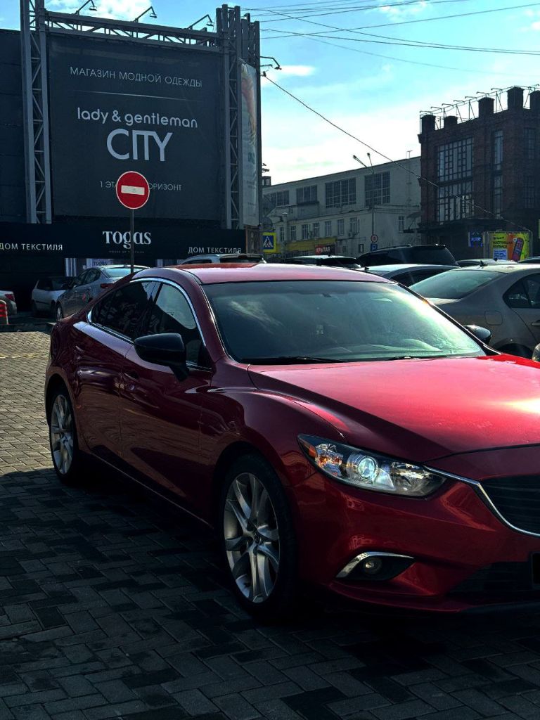 Продам личное авто.
Mazda 6 gj 2014 года
Хорошая комплектация
Год чистый 2014
Пробег 123.000 mile
Я хозяин по документам.
Мотор 2,5 skyactive;
Ходовая без посторонних стуков/шумов, едет тихо и ровно;
Двигатель так же в идеальном состояния
Автоматическая коробка передач  (6 ступ)
Есть всё для комфортной езды: 2-х зонный климат, , датчики света, бесключевой доступ, эл. Регулировки сидений и многое другое!
Красивый, удобный салон. Отличная, многофункциональная аудиосистема.
По технической части не требует никаких вложений.
Доработан свет автомобиля, стоят дорогие led лампы (светят очень ярко)
Небольшой расход топлива.
Цена: 1.650.000 рублей.
Тел. : +79493228914
Алексей
Г. Донецк. - фотография - 5