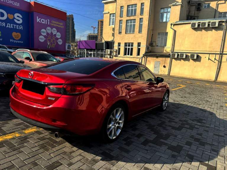 Продам личное авто.
Mazda 6 gj 2014 года
Хорошая комплектация
Год чистый 2014
Пробег 123.000 mile
Я хозяин по документам.
Мотор 2,5 skyactive;
Ходовая без посторонних стуков/шумов, едет тихо и ровно;
Двигатель так же в идеальном состояния
Автоматическая коробка передач  (6 ступ)
Есть всё для комфортной езды: 2-х зонный климат, , датчики света, бесключевой доступ, эл. Регулировки сидений и многое другое!
Красивый, удобный салон. Отличная, многофункциональная аудиосистема.
По технической части не требует никаких вложений.
Доработан свет автомобиля, стоят дорогие led лампы (светят очень ярко)
Небольшой расход топлива.
Цена: 1.650.000 рублей.
Тел. : +79493228914
Алексей
Г. Донецк. - фотография - 3