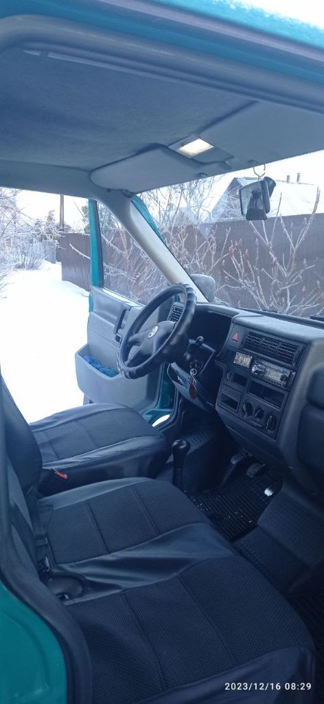 Продам volkswagen t4 2000 года выпуска, в хорошем состоянии от хозяина, любое переоформление, 600 тысяч. Обращаться только по телефону, +7 959 517-43-36 - фотография - 3