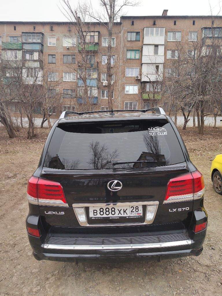 Продам легендарный японский внедорожник премиум класса lexus lx570 2013 года в максимальной комплектации. .. Привезен с дальнего востока в этом году. .. Все работает на 5, сел и поехал. .. Единственный в нашем городе! Цена 6🍋, торга нет!звонить, писать +79493387175 - фотография - 1