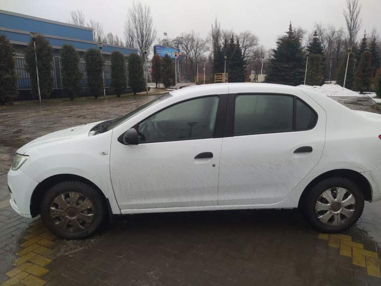Продам рено логан 2019 года. Надежная машина, в отличном состоянии за свои деньги. Мотор 1.6 работает отлично, коробка 5 ступенчатая механика, кондиционер печка, все что надо в машине работает. Установлен газ. В машине ничего не гремит, не стучит, не скрепит. Дно целое без ржавчины. По кузову менялось левое крыло, бампер, царапина на правой двери и помятая крышка багажника. Машина продалися по низу рынка. Цена: 699 007все подробности по телефону: +7 949 321 46 47 сергей - фотография - 4