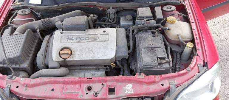 Продам opel astra g универсал 1999 года. Объём двигателя 1.6. По кузову нареканий нет, кузов оцинкован, по лакокрасочному покрытию есть дефекты. Пробег 232000. Пол года назад поменяна помпа, ремень грм, две недели назад поменяны колодки. Стоит новый стартер. Была замена радиатора охлаждения плюс патрубки. Стоит новая летняя резина. Документы переоформлены с днр на рф учёт. Г. Горловка. Остальные вопросы по телефону. Цена 450000. Торг. +79493268273 - фотография - 1