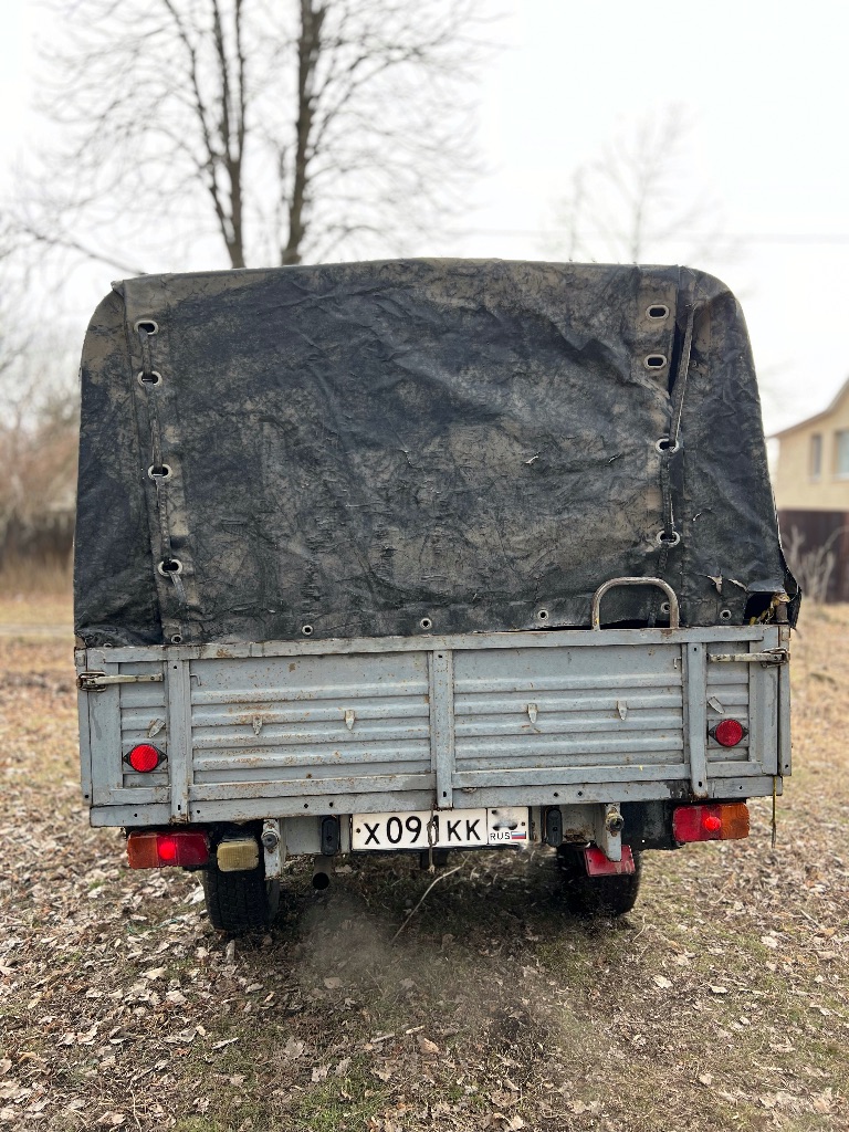 🇷🇺⛔️⛔️⛔️Продам уаз фермер. 4x4⛔️⛔️⛔️инжектор автомобиль в очень хорошем состояние, полный привод работает, масло негде не течет, печка греет, дворники и свет работают, двигатель не дымит не троит едет мягко и плавно. Год:2010 документы в полном порядке все номера рамы кузова и кабины читаются. Резина хорошая зима +79493163191 донецк цена:610т. Рублей - фотография - 6