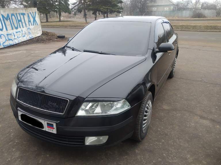 Продам шкода октавия а5, комплектация элеганс. Мотор fsi 2л. Кожаный салон, ксенон, без дтп, один хозяин. Без рыжиков, не гнилая. Все обслуживается вовремя и с нормальных запчастей. 2008г. Цена 750 000р. Торг реальному покупателю. Интересен обмен на джип (китай не предлагать) с моей доплатой. Осмотр в г. Харцызске. Тел +7 949 315 28 43 - фотография - 18