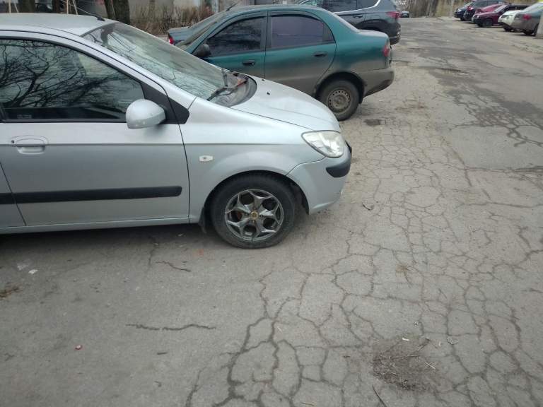 Продам hyundai getz gls 2006
Автомат 1.6
Пробег 183000

Автомат, кондиционер, 4-стеклоподьемника, эл-регуловка зеркал, подогрев заднего стекла
Новые колодки передние и задние
Масло поменял, антифриз новый, ходовая вся сделана
Новая зимнаяя резина
Двигатель работает ровно, масло не ест не дымит
Коробка не пинается
Кузов без рыжиков
Осмотр в донецке
Любое оформление в мрэо

Цена: 670000+ торг
+79494219091 - фотография - 5