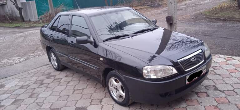 Продам авто chery amulet. 2008 год выпуска. Родного пробег 267000 км. За время владением автомобиля было много чего поменяно. Днище обрабатывалось сразу после покупки. Авто полностью обслужено. Мотор не дымит, масло от замены до замены не доливаю. Кпп без нареканий. Ходовая сделана. Резина зима. Стоит газ евро-4, в документы вписан. Машина местная, стоит на 180 регионе. По кузову есть возрастные болячки, но не критичные. С машиной отдам кое какие запчасти. Каждый день на ходу. Цена 285000 рублей. Торг у машины. Быстрым 265000 руб. Осмотр г. Макеевка +79494148040 - фотография - 7
