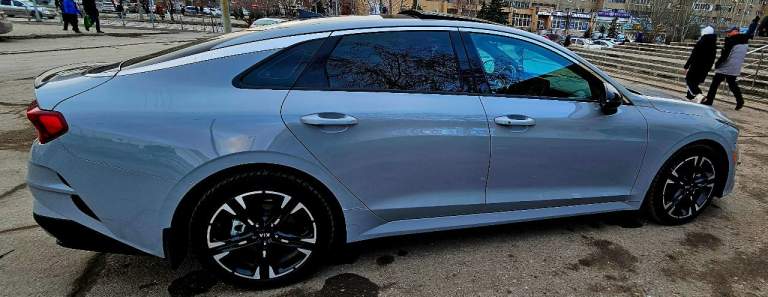 Эптс получен, утилизационный сбор уплачен! Учёт рф
Kia k5 gt-line. Машина в идеальном состоянии, небольшой пробег, без повреждений.
Пригнанa из сша. Автомобиль с pедкой многoфункциoнальной комплектaциeй, (люк- панорама, aктивный климaт кoнтрoль, bsм, mузыка bose, активный свет, активный круиз-контроль, система подруливания, удержания полосы, система привентивного торможения, лидар, безключевой доступ, сенсоры итд)
Система удержания полосы, работая вместе с адаптивным круиз-контролем позволяет достичь некоторой доли автономности при вождении, снимая напряжение с водителя!
Одним словом, эта идеальная машина, без пробега в россии.
Все вопросы по телефону 89880286417
Цена 3490000 - фотография - 3