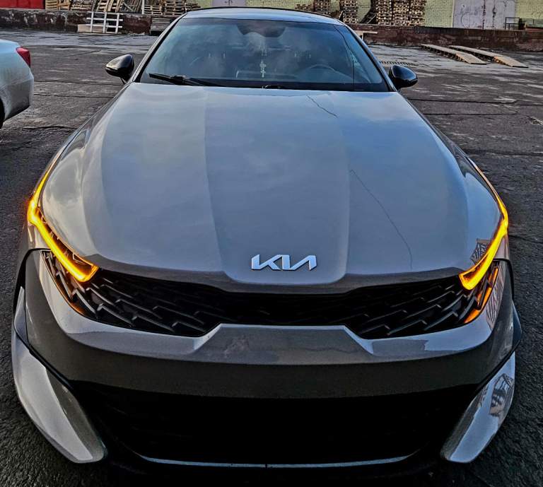 Эптс получен, утилизационный сбор уплачен! Учёт рф
Kia k5 gt-line. Машина в идеальном состоянии, небольшой пробег, без повреждений.
Пригнанa из сша. Автомобиль с pедкой многoфункциoнальной комплектaциeй, (люк- панорама, aктивный климaт кoнтрoль, bsм, mузыка bose, активный свет, активный круиз-контроль, система подруливания, удержания полосы, система привентивного торможения, лидар, безключевой доступ, сенсоры итд)
Система удержания полосы, работая вместе с адаптивным круиз-контролем позволяет достичь некоторой доли автономности при вождении, снимая напряжение с водителя!
Одним словом, эта идеальная машина, без пробега в россии.
Все вопросы по телефону 89880286417
Цена 3490000 - фотография - 5