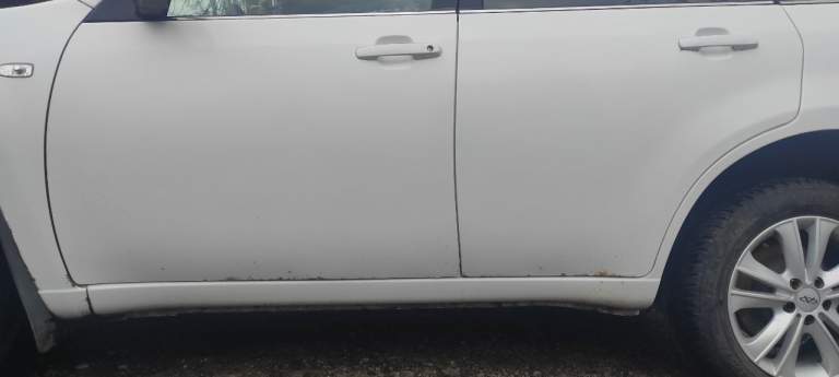 Продам chery tiggo 2013года выпуска. Приобретался в автосалоне у официального дилера.

Родной пробег 80 тыс. , гаражное хранение, один хозяин (собственник по птс). Без дтп. Удовлетворительное состояние (по кузову есть "рыжики"), ни один элемент не перекрашивался.
Установлен газ. Кондиционер, подогрев передних сидений, парктроник.
Адекватный торг.
Больше информации по тел. +79493294309 роман. - фотография - 2