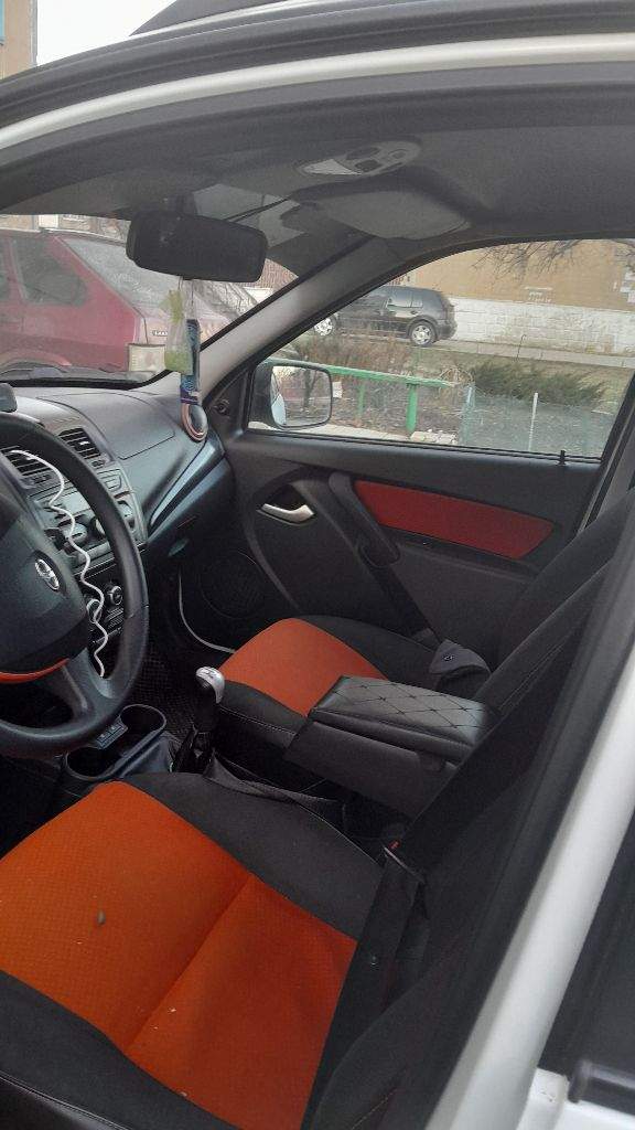 Продам авто калина кросс двиг.1.6 восми клапонный 2015г. Пробег160000т. Км. Климаткантроль подогрев сидений абс подушки безапасности стеклоподйомники титановые диски бортовой кампьютер цена 800000р. Тел +7949-506-27-22 - фотография - 28