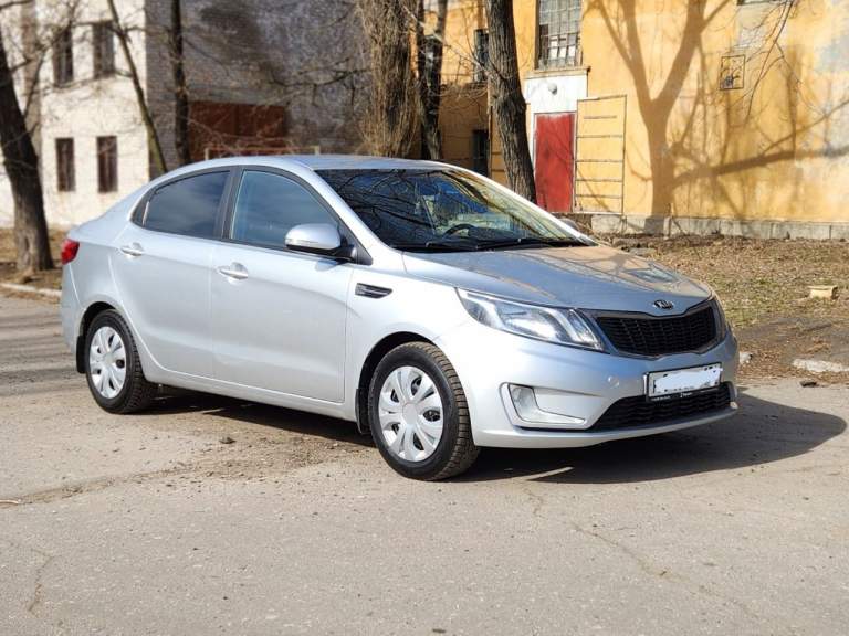 Продам kio rio iii, 2013 года выпуска, с самым надежным мотором 1.6 и автоматической коробкой передач (aisin). В машине есть все необходимое для комфорной езды, климат, мультируль, гидроусилитель, 4 электростеклоподъемника, подогрев передних сидений и тд.
Пробег 156000км. Кузов в хорошем состоянии, ходовая часть без нареканий, в авто все работает как нужно. Макеевка. Цена 1080000 руб. +79494951469 - фотография - 7