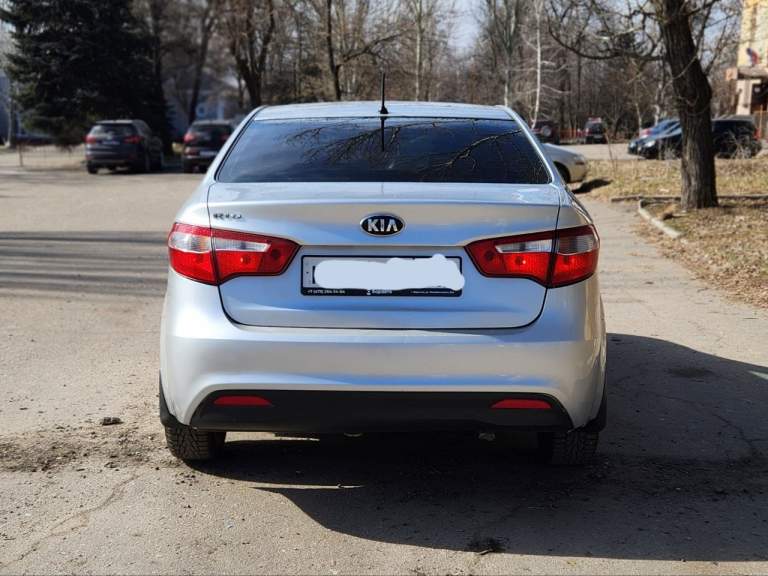 Продам kio rio iii, 2013 года выпуска, с самым надежным мотором 1.6 и автоматической коробкой передач (aisin). В машине есть все необходимое для комфорной езды, климат, мультируль, гидроусилитель, 4 электростеклоподъемника, подогрев передних сидений и тд.
Пробег 156000км. Кузов в хорошем состоянии, ходовая часть без нареканий, в авто все работает как нужно. Макеевка. Цена 1080000 руб. +79494951469 - фотография - 2
