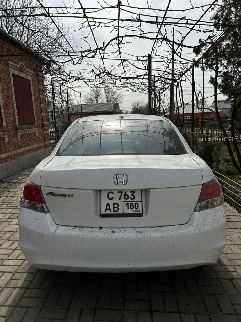 Продам honda accord viii (usa), 2008 год, 2.4 л, автомат, пробег 106 тыс. Миль
Кожаный салон, датчик света, круиз контроль, 2х зонный климат контроль, антиугонная система, электрорегулировка водительского сиденья, люк, 2 комплекта резины (r17).
Цепь заменена 500 км назад, масла/фильтра 1000 км назад.
Установлена металлическая защита двигателя.
Торг на месте реальному покупателю.
+79497068897 - фотография - 8