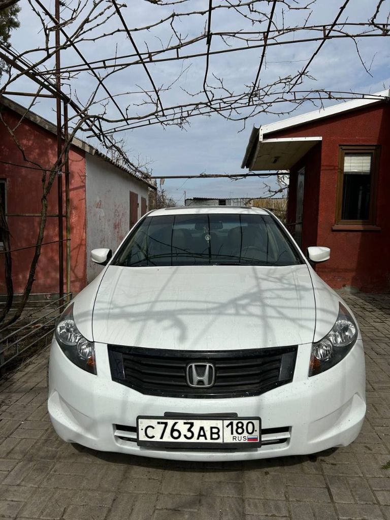 Продам honda accord viii (usa), 2008 год, 2.4 л, автомат, пробег 106 тыс. Миль
Кожаный салон, датчик света, круиз контроль, 2х зонный климат контроль, антиугонная система, электрорегулировка водительского сиденья, люк, 2 комплекта резины (r17).
Цепь заменена 500 км назад, масла/фильтра 1000 км назад.
Установлена металлическая защита двигателя.
Торг на месте реальному покупателю.
+79497068897 - фотография - 4