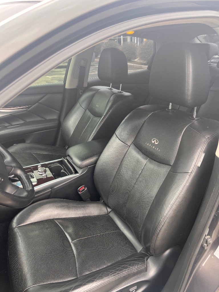 Продам infiniti m25. Европейка. Я собственник.
2012 Год. Выехала с автосалона 2013 году летом.
2,5 Объем двигателя.
62 Т родного пробега. Один хозяин.
Полностью в родной краске. Автомобиль в отличном состоянии, очень мало ездила, в салоне все идеально.
Машина абсолютно не требует никаких вложений!!!!!
Звоните пожалуйста, все расскажу и покажу ☺️
2100000 Руб
+79494204261 - фотография - 9