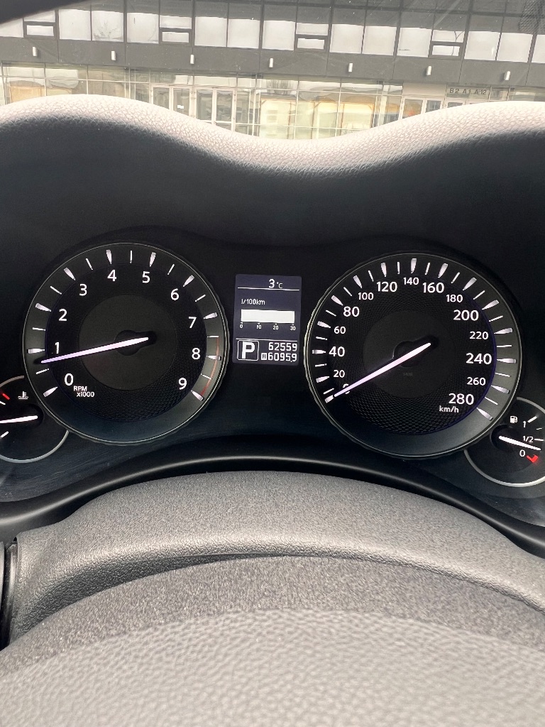 Продам infiniti m25. Европейка. Я собственник.
2012 Год. Выехала с автосалона 2013 году летом.
2,5 Объем двигателя.
62 Т родного пробега. Один хозяин.
Полностью в родной краске. Автомобиль в отличном состоянии, очень мало ездила, в салоне все идеально.
Машина абсолютно не требует никаких вложений!!!!!
Звоните пожалуйста, все расскажу и покажу ☺️
2100000 Руб
+79494204261 - фотография - 5