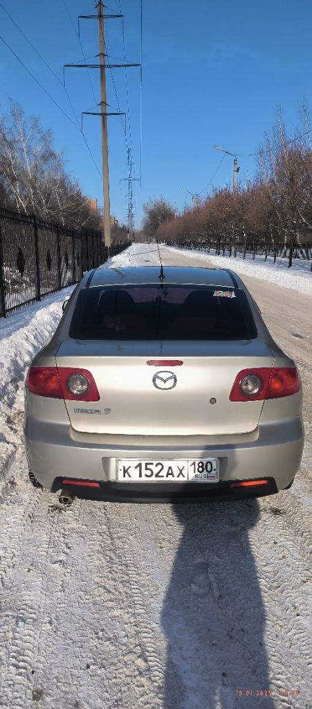 Мазда 3,2005г. Автомат.2л, всё работает ровно, нареканий нет. +79493630239 - фотография - 4