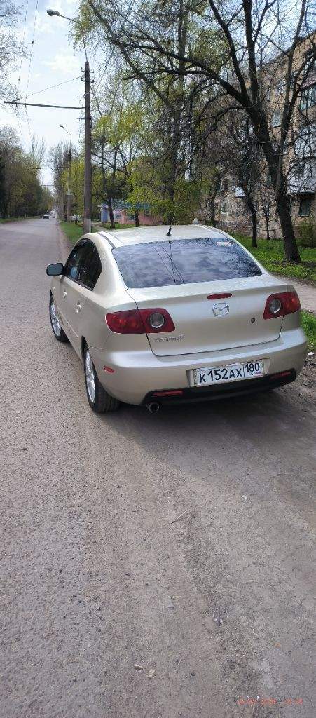 Мазда 3,2005г. Автомат.2л, всё работает ровно, нареканий нет. +79493630239 - фотография - 3