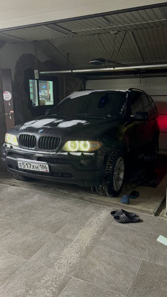 Продам отличный автомобиль bmw x5 2004г. 4,4 рест, амерекос, на очень хорошем ходу.
По технической и элек. Части все хорошо!
Резина лето на 19, зима на 19r на 95 стиле) смотрится, пушка)))
За время владения была произведена зам. Масла двс(каждые 5т км) зам. Масла акпп с фильтром зам. Масла гур зам. Масла в редукторе зам. Масла в раздатке зам. Антифриза зам. Тормозной жидкости зам. Шаровых опор перед. Зам. Перед. Нижних рычагов зам. Передних тяг зам. Передних стоек стабилизатора зам. Задних стоек стабилизатора зам. Задних поперечных рычагов зам. Задних тормозных шлангов зам. Топливного модуля зам. Топливного насоса, зам. Блока эбу(контракт)
Устранение течи антифриза между головок, путем замены крышки(ванны) и трубки системы охлаждения
Фары линзы би лед от дикель+новые стекла.
Спорт салон, подогревы всего, руля сидений+задний диван, регулировка заднего дивана, шторки на задний стеклах.
Нужно приложить руку к кузову по желанию+сделать люк, он не течет и открывается, нужно заменить направляющее салазок именно пластика, лобое треснуло на трассе на езду не влияет, ну и перешить руль.
Торг уместен при осмотре автомобиля, но не большой
Цена 1.300.000
Телефон для связи только телеграмм: 89526999066.
Территориально макеевка. - фотография - 10