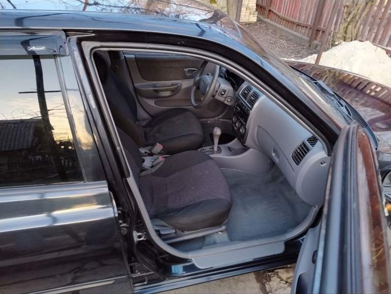 Продам: hyundai, модель: accent, год выпуска: 2006,
Двигатель: 1.6,коробка: автомат, пробег: 305 тыс. Км,
Осмотр: г. Макеевка. Цена: 530 тыс. ₽.
Отличная и надёжная машинка на автомате. Полностью обслужена.
С документами полный порядок, хозяин по техпаспорту.
Также рассмотрю обмен на мото. За наличные - торг.
Телефон: +79497560976 - фотография - 4