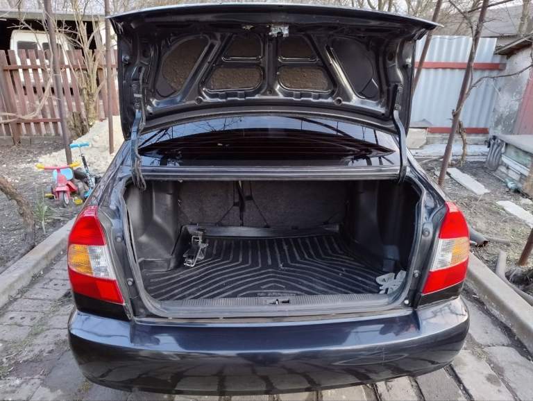 Продам: hyundai, модель: accent, год выпуска: 2006,
Двигатель: 1.6,коробка: автомат, пробег: 305 тыс. Км,
Осмотр: г. Макеевка. Цена: 530 тыс. ₽.
Отличная и надёжная машинка на автомате. Полностью обслужена.
С документами полный порядок, хозяин по техпаспорту.
Также рассмотрю обмен на мото. За наличные - торг.
Телефон: +79497560976 - фотография - 3