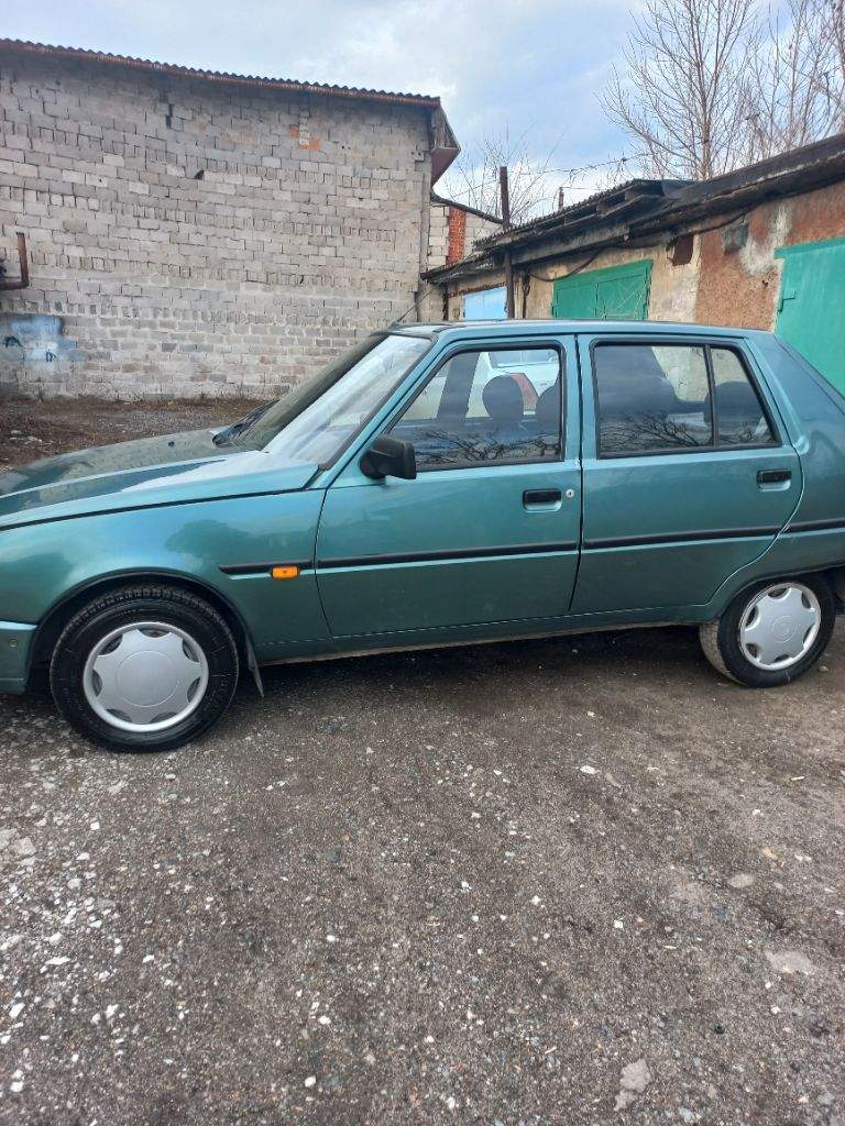Продам авто славута-1,3 l, 2009год, пробег 45000км, инжектор, зимой не эксплуатировалась, 200000рублей. Тел.79494241136 - фотография - 4