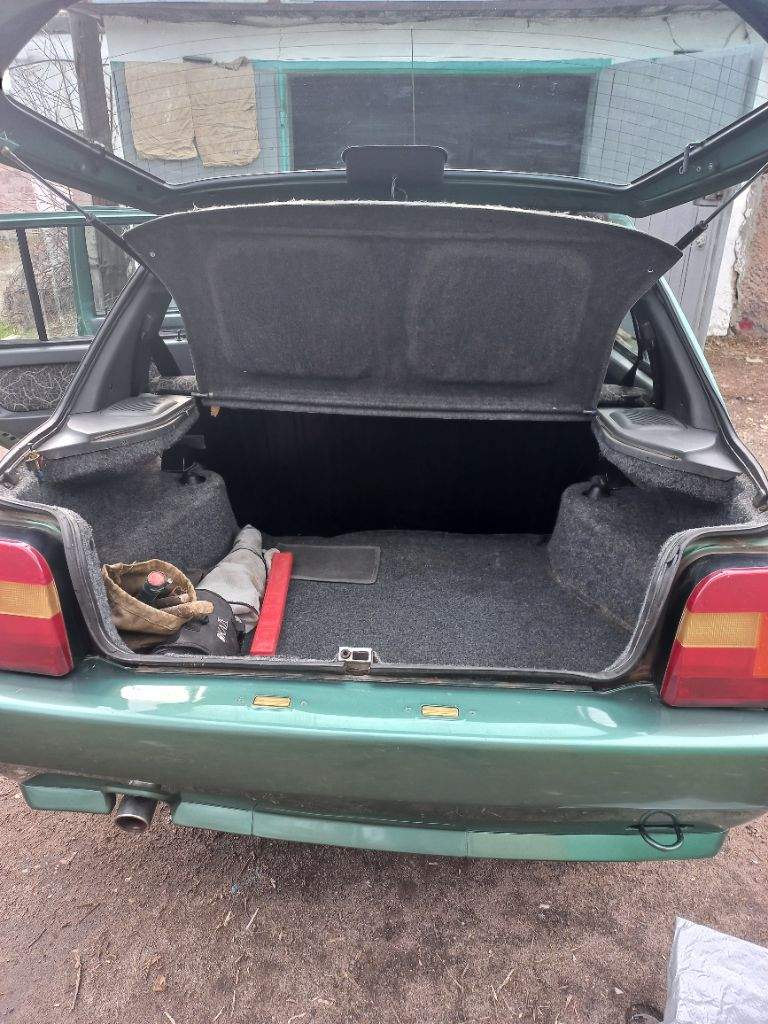 Продам авто славута-1,3 l, 2009год, пробег 45000км, инжектор, зимой не эксплуатировалась, 200000рублей. Тел.79494241136 - фотография - 1