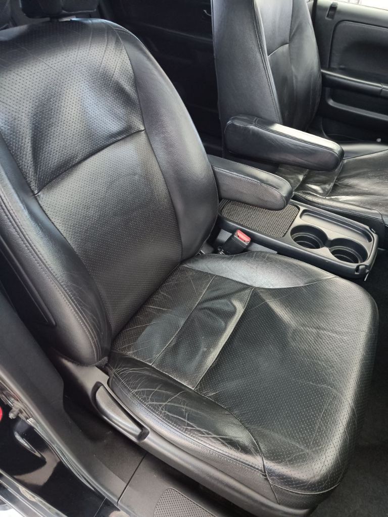 Продам хонда срв2 2006г.2л, автомат, пробег 277тыс. 4×4.владею с 2013года. Комплектация полная (кожаный салон, мультируль, подогрев передних сидений и зеркал, климат контроль однозоный, свет ксенон, шумоизоляция салона и багажника, мультимедиа андроид 2/32 с навигацией, сигнализация с автозапуском) корпус без проблем, ходовая в порядке. Стоимость 1250000₽. Тел:+79494192805 - фотография - 19