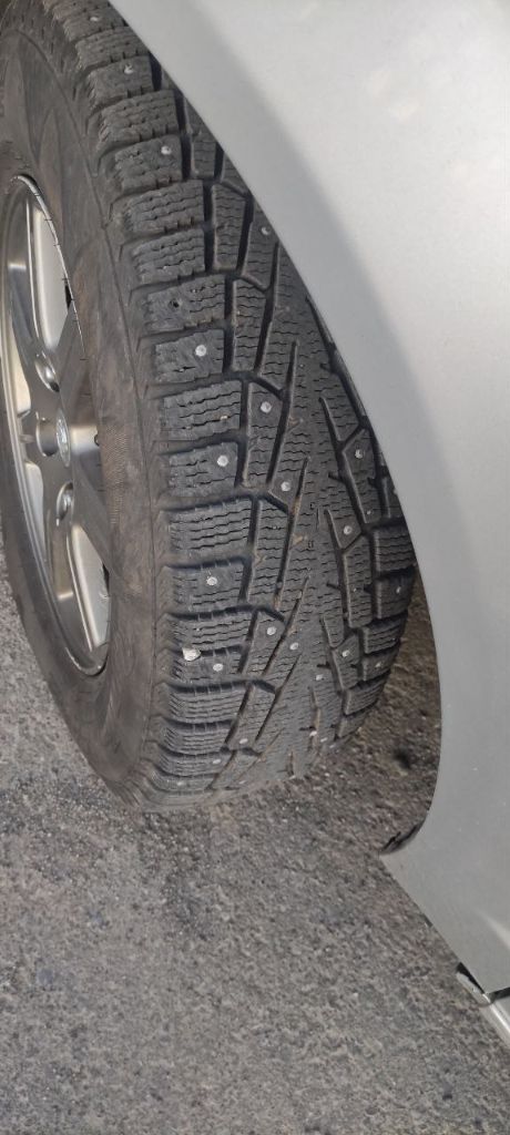 Срочно продам! Chrysler voyager 2008 года.
2,8 Турбо дизель, мощность 150 л. С. , автомат. На ходу, ездит каждый день. Своевременно проводились регламентные работы, обслужено трансмиссия и акпп. Заменены ремень грм и помпа.
2 Комплекта резины: зима 2 сезона, лето 1 сезон.
Двух зонный климат контроль, подогрев сидений передних и задних.
7 Мест. Задние и средние складываются полностью.
Двери на пневмо приводах, люк, всё на кнопках. Абс тормоза, линзовая оптика
Покупали для семьи, для путешествий.
Машина очень комфортная, мягкая и мощная
На данный момент нужна компактная машина.
Цена: 1 050 000 руб.
Обоснованный торг у капота. - фотография - 6