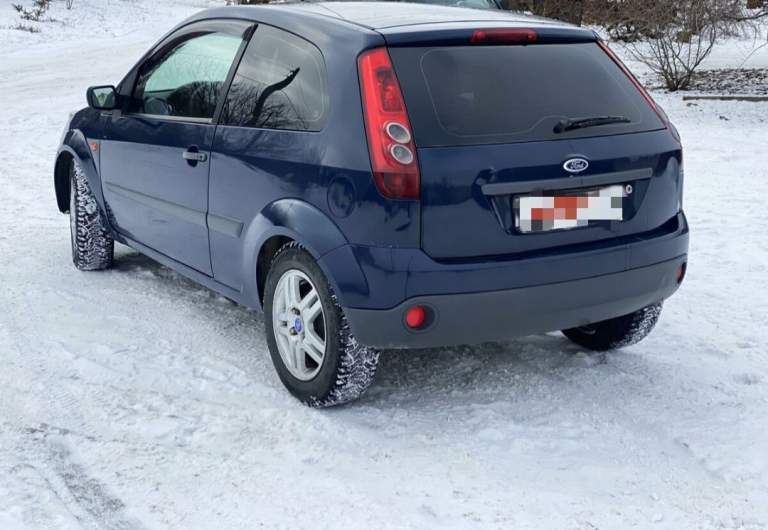 Форд фиеста мк5 2008 г турбо дизель цена 395000
Авто на полном ходу. Самое дорогое сделано это фарсунки кузов целый.
Машина не новая но экономичная расход 3.5-4
Звоните все расскажу+79001718013 - фотография - 9