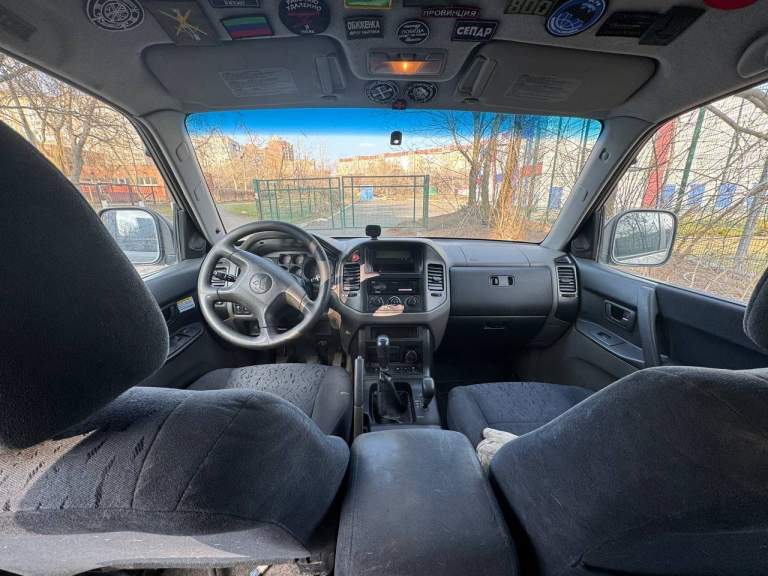 Продам паджеро 2001г. Мотор v6 3.5л
По машине за последние полгода было сделано:
Установлена сигнализация
Ремонт стартера.
Замена двух радиаторов- кондиционера и печки.
Замена комплекта сцепления.
Замена вискомуфты.

Замена передней ступицы
Новые свечи, помпа, термостат, ремень грм.
Зимняя шипованная резина с пробегом 1000км, есть комплект лета с износом около 50 процентов. Я хозяин!продажа через мрэо. Авто находится в донецке. 850000₽
Торг у капота. - фотография - 7