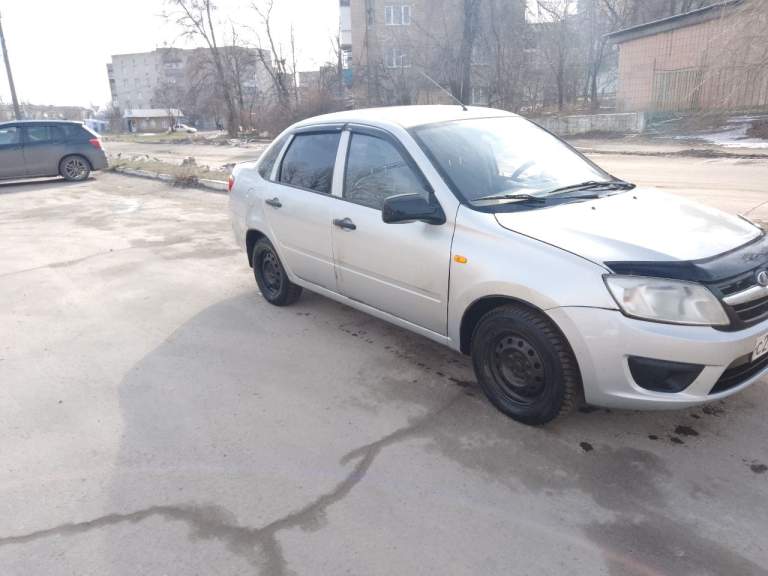 Продам
Лада гранта 2015 года
Пробег 135000 км.
Город краснодон
Цена 500000 руб. - фотография - 4