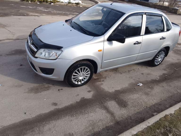 Продам
Лада гранта 2015 года
Пробег 135000 км.
Город краснодон
Цена 500000 руб. - фотография - 6