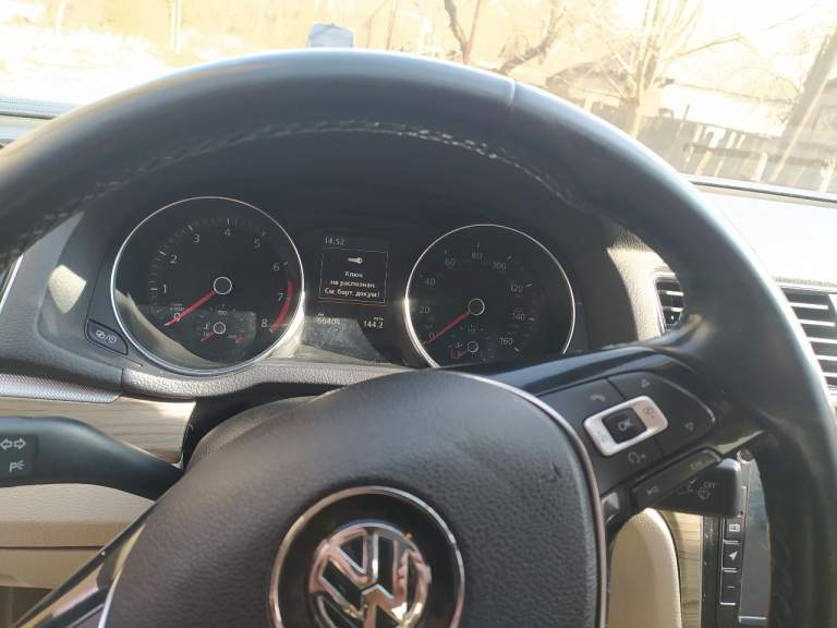 Продам volkswagen passat se 2016 г. В отличном состоянии. Мотор 1.8 tsi. Коробка автомат aisin. Пробег 66 тыс. Км. Цена 2.2 млн. Тел. +7949-402-58-98 сергей - фотография - 5